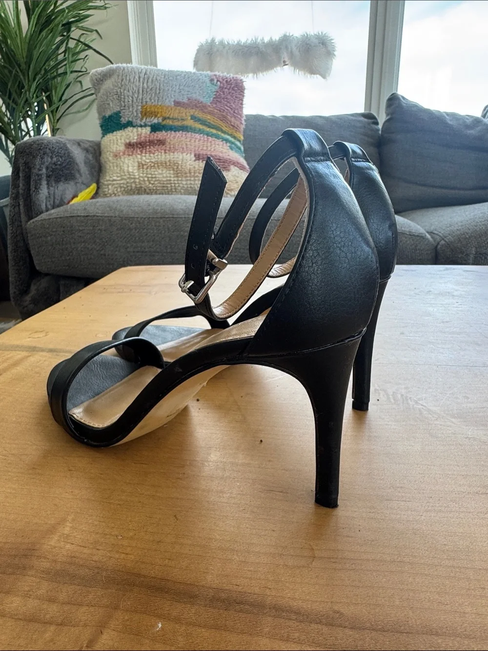 Express Black Open-Toe Ankle-Strap Heels Size 7 Dressy Strappy Sandal Heels